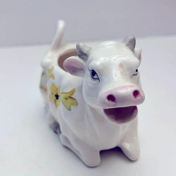 Vintage Old Ceramic Cow Creamer Laying Down Handpainted Flowers - Picture 5 of 9